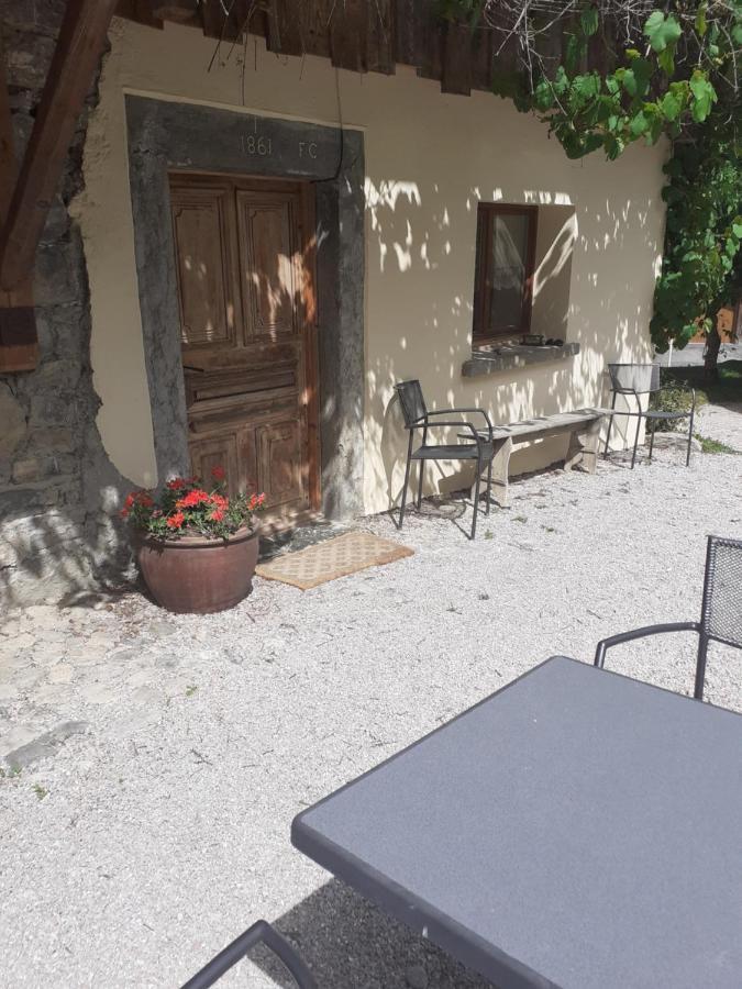 La Grange De Pimberty - Beautiful Apartments 27 Miles From Geneva Vailly Eksteriør billede
