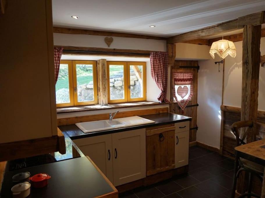 La Grange De Pimberty - Beautiful Apartments 27 Miles From Geneva Vailly Eksteriør billede